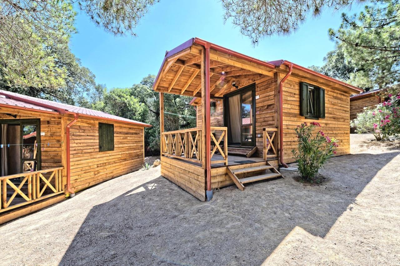 Feriendorf La Mora Calvi  Exterior foto